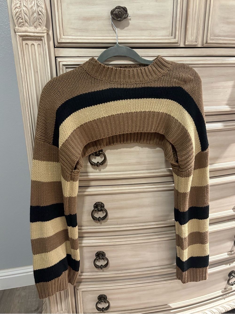 Brown & Cream Colorblock Striped Ultra-Crop Knit Shrug